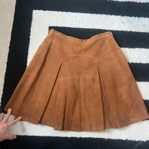 Suede pleated skirt | vintage | Joseph magnin